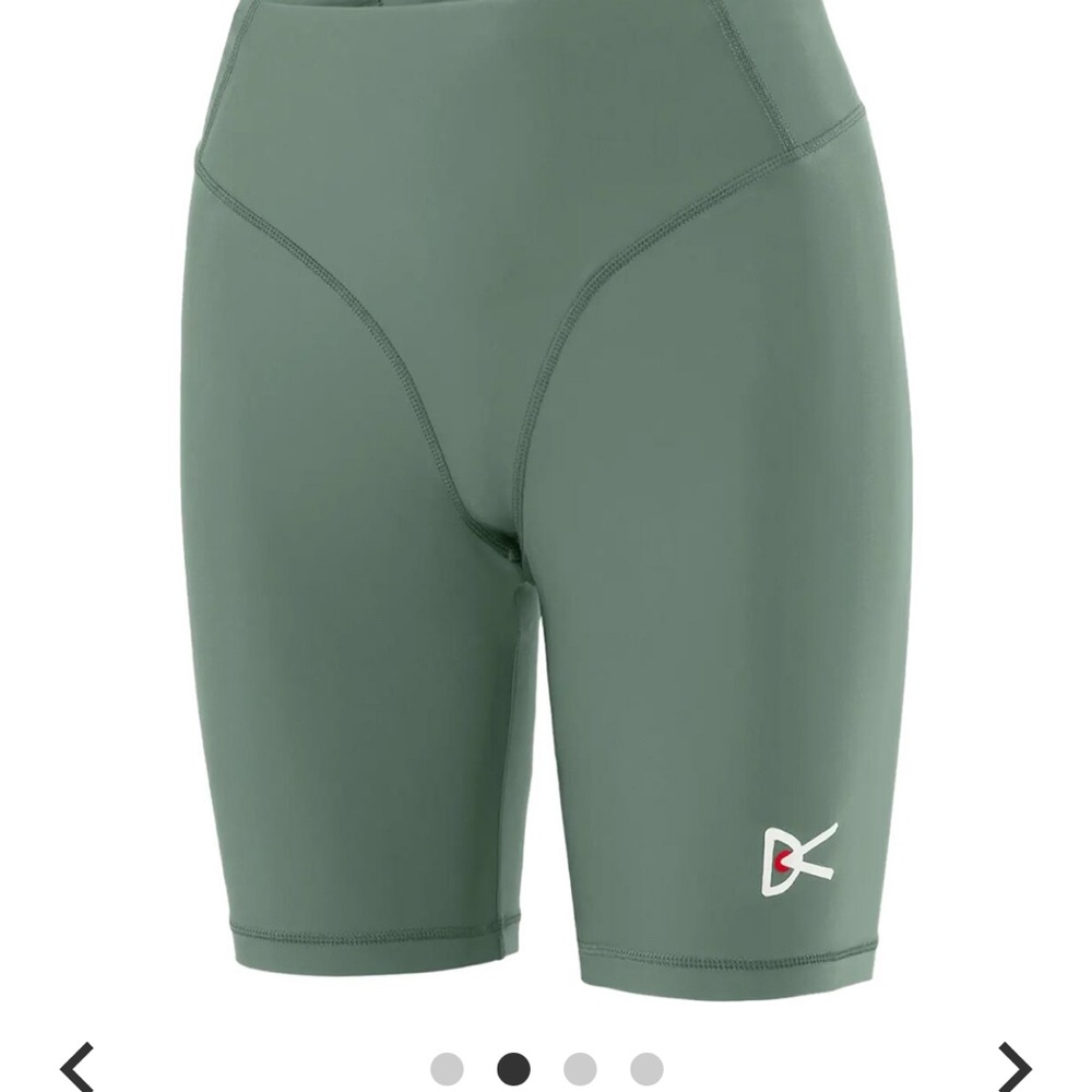 District Vision 7in pocketed half tights